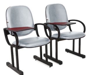02 Cadeiras Escolar para Auditório e Escolas com Prancheta Linha Dallas Auditório Cinza