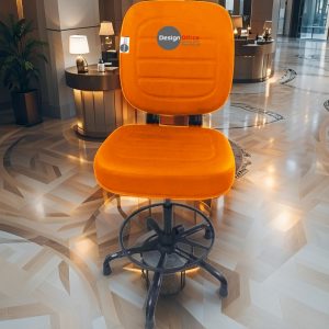 Cadeira Caixa Alta que Suporta até 250kg para Porteiros e Obesos, ideal para Portaria de Prédios e Condomínios